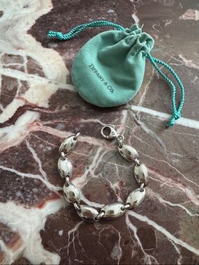 Tiffany & Co. Authentic Pebble Link Oval Bracelet Sterling Silver .925 w/ Pouch